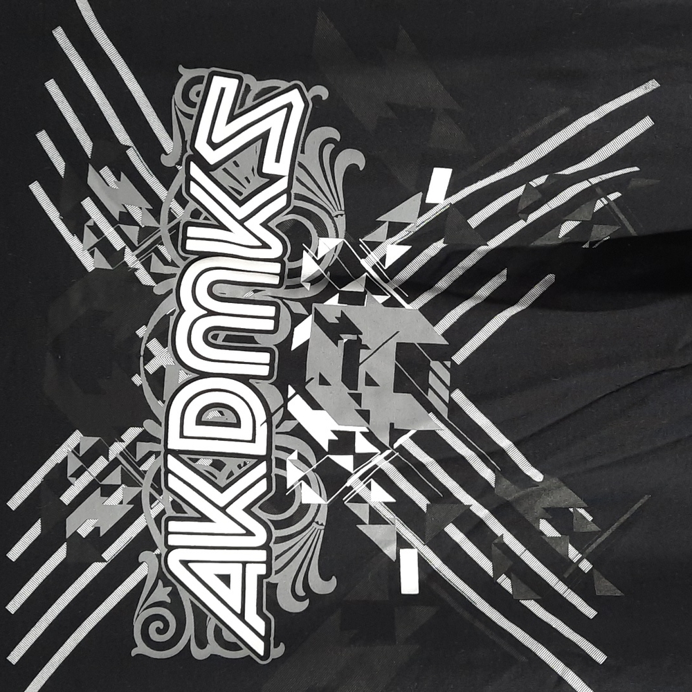 NWT AKADEMIKS Black T- shirt  SZ L - Picture 3 of 10